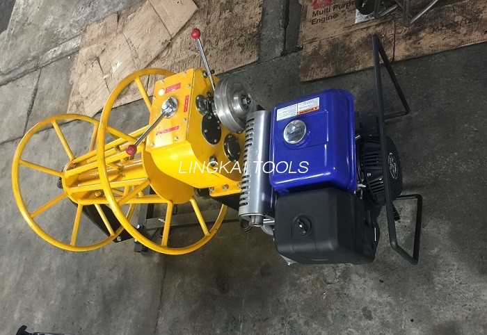 3 tonako diesel motorra alanbreak hazteko makina, alanbrea harrapatzeko alanbre sokarekin